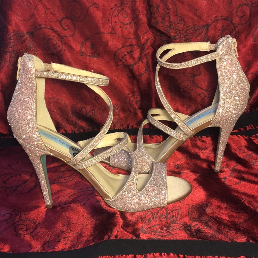 New Pink Glitter Betsey Johnson Heel